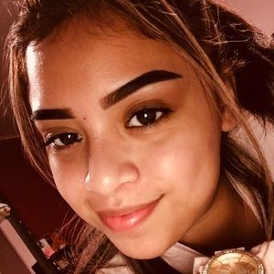 Meet your Posher, Karmina